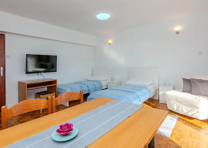 Kurta 1 By Interhome 아파트 *