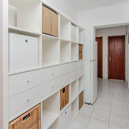 Kurta 1 By Interhome